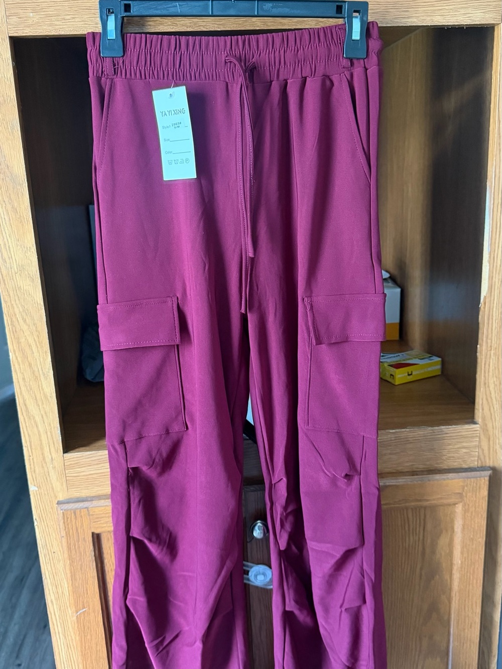 NWT YAYIXING Cargo Pants – Size S/M – Burgundy/Wine Color